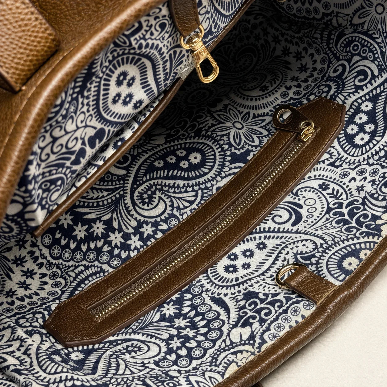 Nomad Tote — No. 04 - Naadra